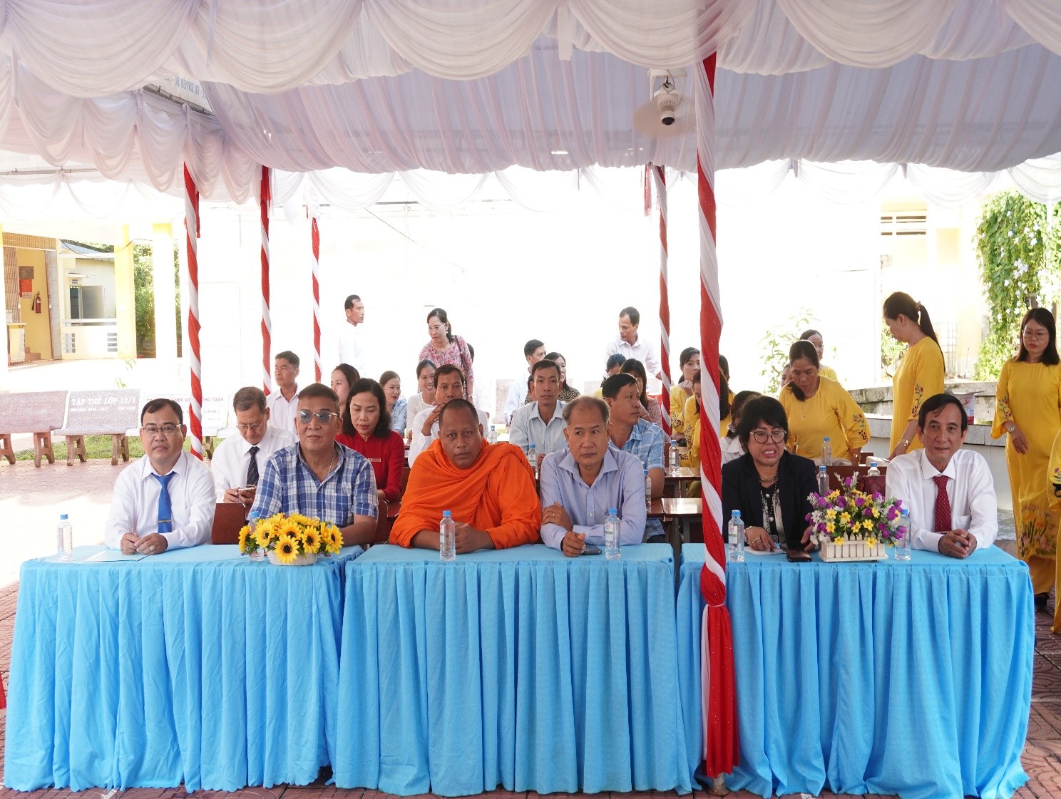 Bí thư Đảng uỷ dự khai giảng tại Trường THCS & THPT Sơn Vọng năm học 2026 -2027