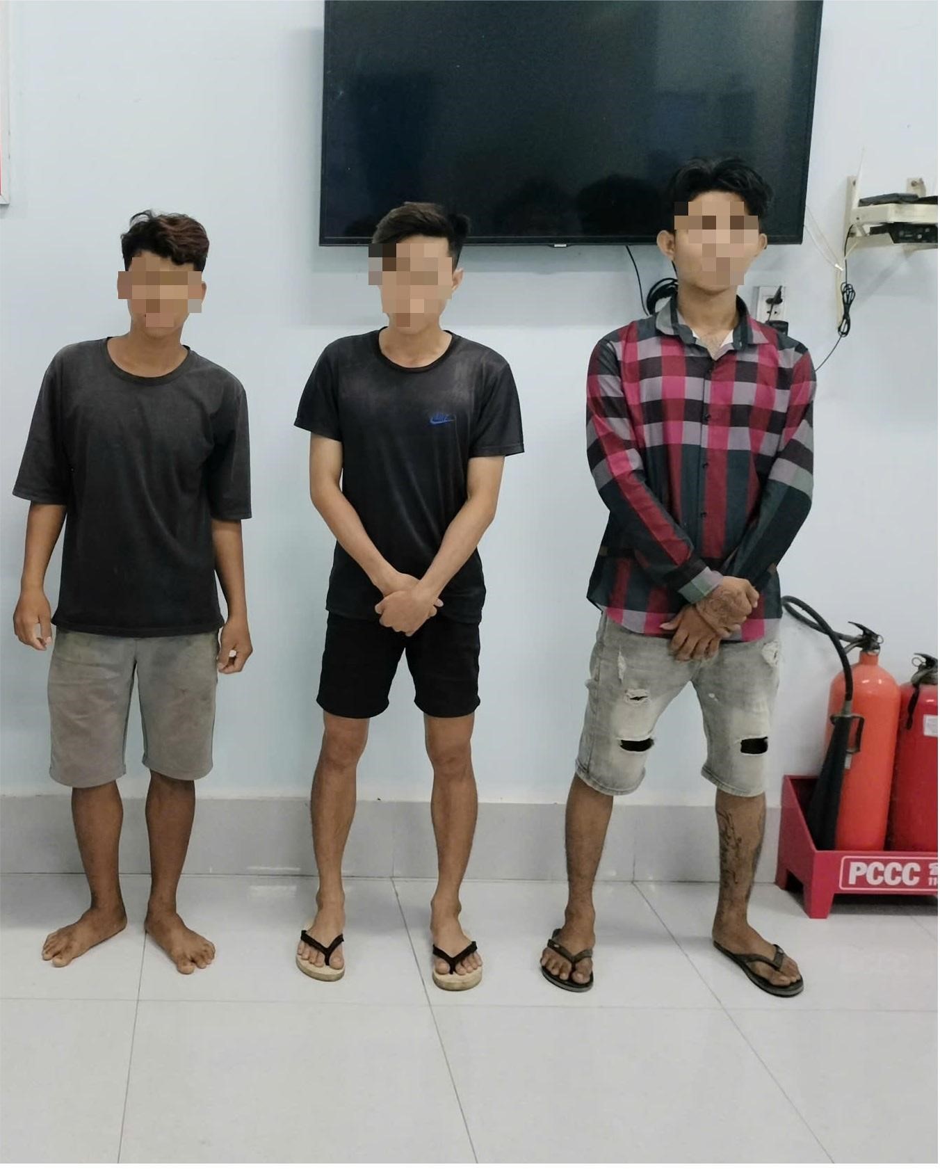 Tạm giữ hình sự 03 đối tượng mua bán và tổ chức sử dụng trái phép chất ma túy