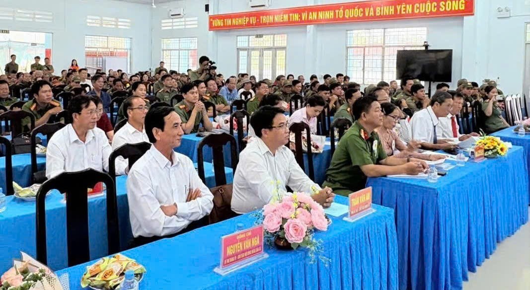 Ủy ban nhân dân xã Nhị Trường tổ chức thành công Hội thi “Lực lượng tham gia bảo vệ an ninh, trật tự ở cơ sở giỏi” cấp khu vực (lần thứ I) năm 2026 ở cụm thi số 8